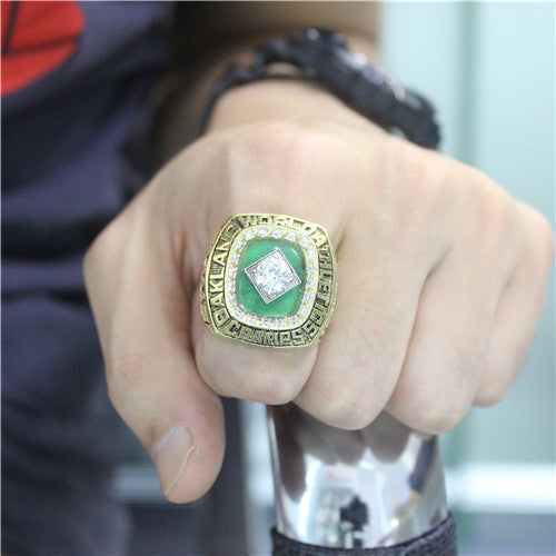 Oakland Athletics 1989 World Series MLB Championship Ring With Green Chrysoprase