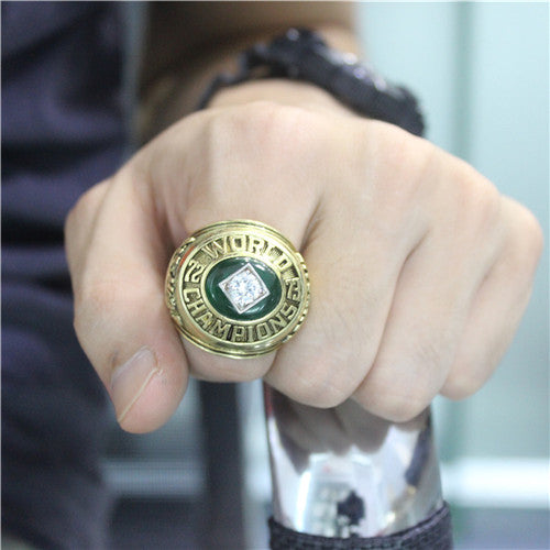 Oakland Athletics 1973 World Series MLB Championship Ring With Green Chrysoprase