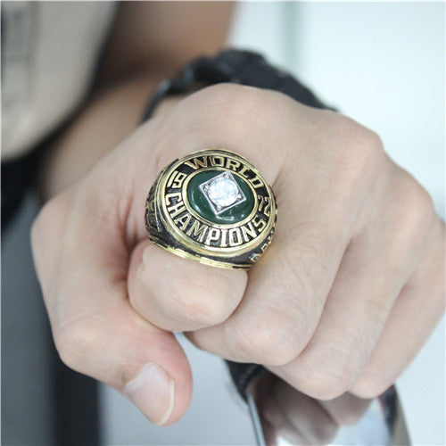 Oakland Athletics 1972 World Series MLB Championship Ring With Green Chrysoprase