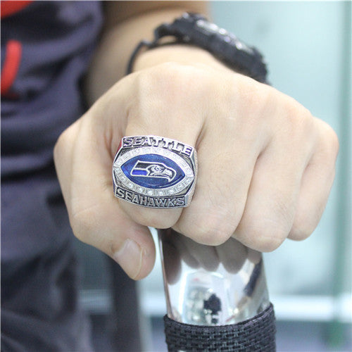 Seattle Seahawks 2005 National Football Championship Ring With Blue Sapphire