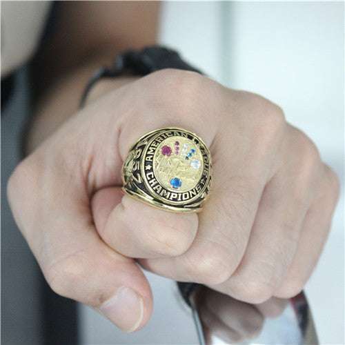 New York Yankees 1958 American League Championship Ring with Blue Sapphire and Red Ruby