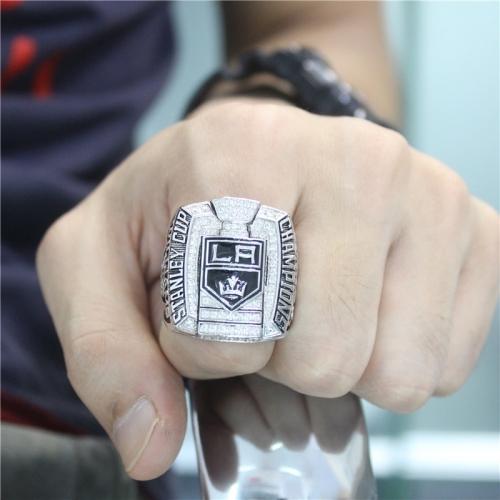 2014 Los Angeles Kings Stanley Cup Championship Fans Ring