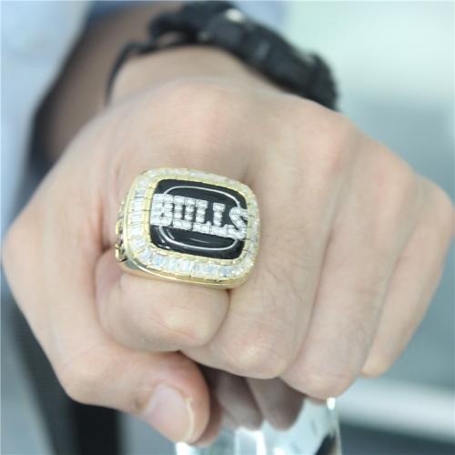 1992 Chicago Bulls NBA Basketball World Championship Ring