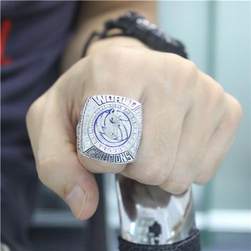 2011 Dallas Mavericks NBA Basketball World Championship Ring